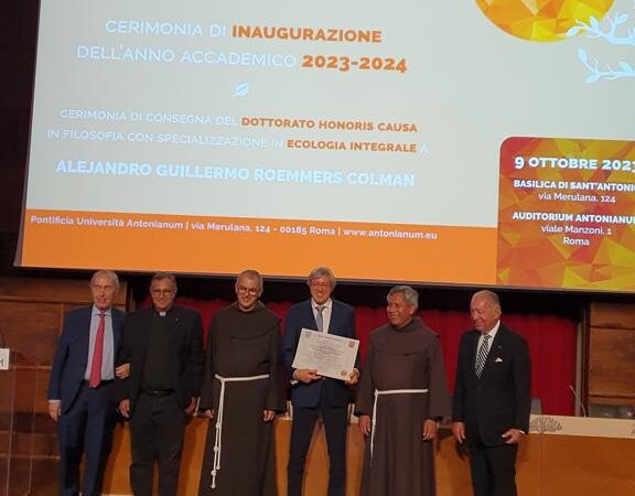Alejandro Guillermo Roemmers mottar Honoris Causa-doktorgraden i Roma: En ambassadør for det universelle brorskapet